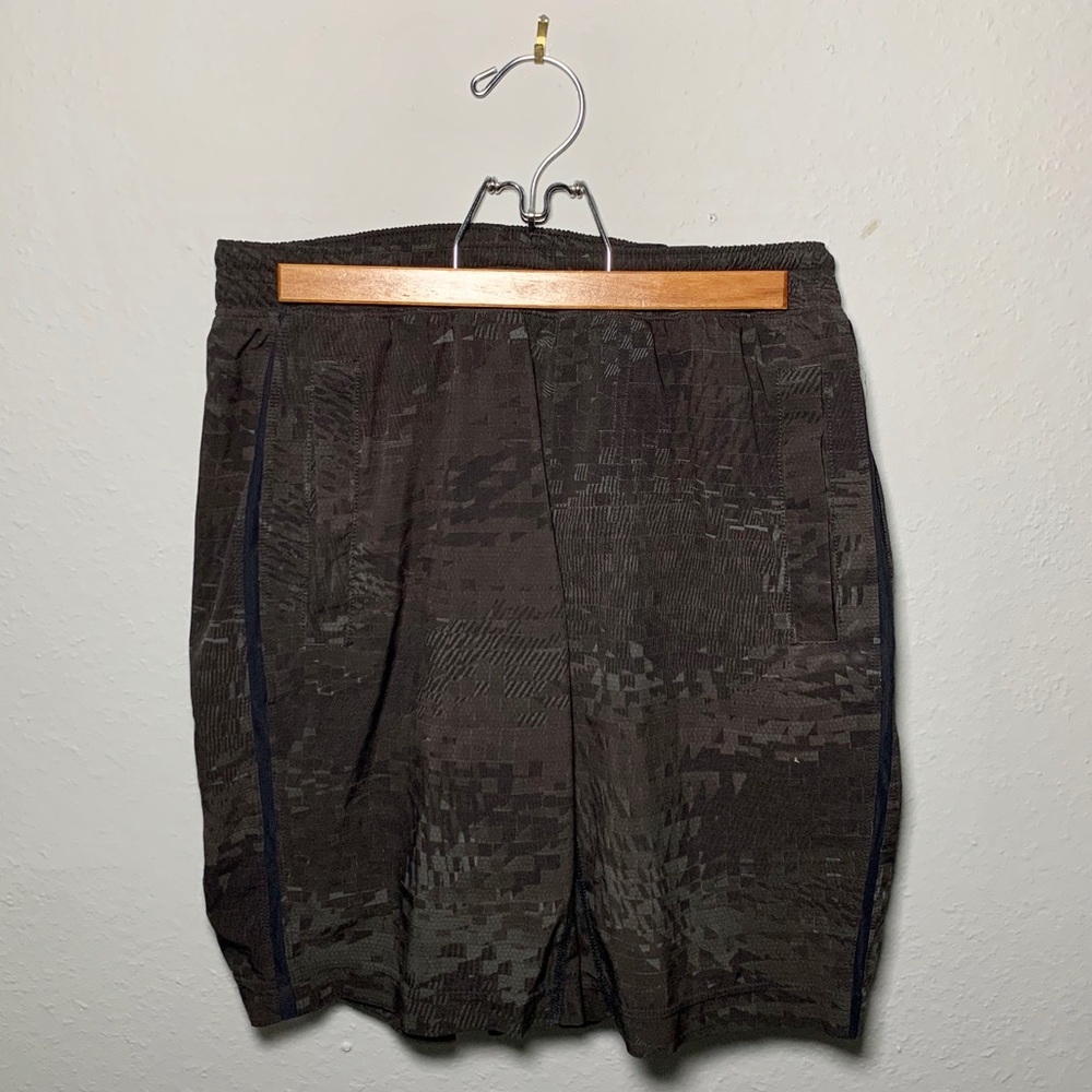 Lululemon Athletic Shorts With Liner